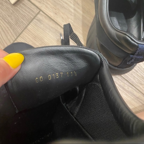 USED Louis Vuitton Black Sneakers SIZE 11 - Picture 6 of 7